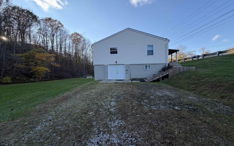 847 US Hwy 33 West, Weston, West Virginia 26452, 3 Bedrooms Bedrooms, 5 Rooms Rooms,1 BathroomBathrooms,Single Family Detached,For Sale,US Hwy 33,10162296 847 US Hwy 33 West, Weston, West Virginia 26452, 3 Bedrooms Bedrooms, 5 Rooms Rooms,1 BathroomBathrooms,Single Family Detached,For Sale,US Hwy 33,10162296