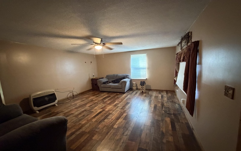 847 US Hwy 33 West, Weston, West Virginia 26452, 3 Bedrooms Bedrooms, 5 Rooms Rooms,1 BathroomBathrooms,Single Family Detached,For Sale,US Hwy 33,10162296 847 US Hwy 33 West, Weston, West Virginia 26452, 3 Bedrooms Bedrooms, 5 Rooms Rooms,1 BathroomBathrooms,Single Family Detached,For Sale,US Hwy 33,10162296