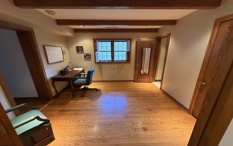 292 LAKE FLOYD Circle, Bristol, West Virginia 26426, 3 Bedrooms Bedrooms, 10 Rooms Rooms,2 BathroomsBathrooms,Single Family Detached,For Sale,LAKE FLOYD,10162299 292 LAKE FLOYD Circle, Bristol, West Virginia 26426, 3 Bedrooms Bedrooms, 10 Rooms Rooms,2 BathroomsBathrooms,Single Family Detached,For Sale,LAKE FLOYD,10162299