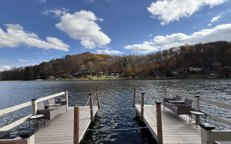 292 LAKE FLOYD Circle, Bristol, West Virginia 26426, 3 Bedrooms Bedrooms, 10 Rooms Rooms,2 BathroomsBathrooms,Single Family Detached,For Sale,LAKE FLOYD,10162299 292 LAKE FLOYD Circle, Bristol, West Virginia 26426, 3 Bedrooms Bedrooms, 10 Rooms Rooms,2 BathroomsBathrooms,Single Family Detached,For Sale,LAKE FLOYD,10162299