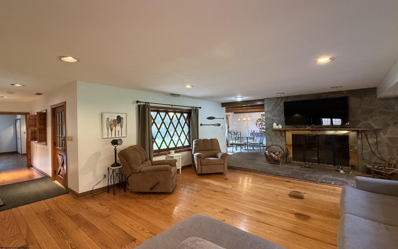 292 LAKE FLOYD Circle, Bristol, West Virginia 26426, 3 Bedrooms Bedrooms, 10 Rooms Rooms,2 BathroomsBathrooms,Single Family Detached,For Sale,LAKE FLOYD,10162299 292 LAKE FLOYD Circle, Bristol, West Virginia 26426, 3 Bedrooms Bedrooms, 10 Rooms Rooms,2 BathroomsBathrooms,Single Family Detached,For Sale,LAKE FLOYD,10162299