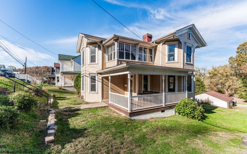 455 Walnut Street, Grafton, West Virginia 26354, 3 Bedrooms Bedrooms, 8 Rooms Rooms,1 BathroomBathrooms,Single Family Detached,For Sale,Walnut,10162303 455 Walnut Street, Grafton, West Virginia 26354, 3 Bedrooms Bedrooms, 8 Rooms Rooms,1 BathroomBathrooms,Single Family Detached,For Sale,Walnut,10162303