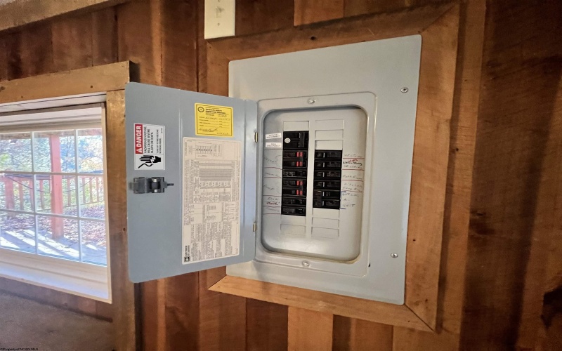 1794 Lake Floyd Circle, Bristol, West Virginia 26426-000, 2 Bedrooms Bedrooms, 5 Rooms Rooms,1 BathroomBathrooms,Single Family Detached,For Sale,Lake Floyd,10162320 1794 Lake Floyd Circle, Bristol, West Virginia 26426-000, 2 Bedrooms Bedrooms, 5 Rooms Rooms,1 BathroomBathrooms,Single Family Detached,For Sale,Lake Floyd,10162320