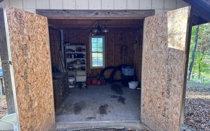 1794 Lake Floyd Circle, Bristol, West Virginia 26426-000, 2 Bedrooms Bedrooms, 5 Rooms Rooms,1 BathroomBathrooms,Single Family Detached,For Sale,Lake Floyd,10162320 1794 Lake Floyd Circle, Bristol, West Virginia 26426-000, 2 Bedrooms Bedrooms, 5 Rooms Rooms,1 BathroomBathrooms,Single Family Detached,For Sale,Lake Floyd,10162320