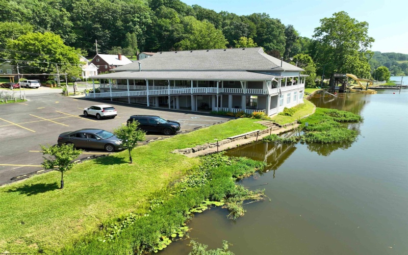 1794 Lake Floyd Circle, Bristol, West Virginia 26426-000, 2 Bedrooms Bedrooms, 5 Rooms Rooms,1 BathroomBathrooms,Single Family Detached,For Sale,Lake Floyd,10162320 1794 Lake Floyd Circle, Bristol, West Virginia 26426-000, 2 Bedrooms Bedrooms, 5 Rooms Rooms,1 BathroomBathrooms,Single Family Detached,For Sale,Lake Floyd,10162320