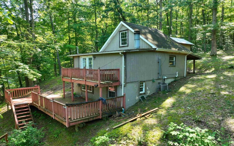 1794 Lake Floyd Circle, Bristol, West Virginia 26426-000, 2 Bedrooms Bedrooms, 5 Rooms Rooms,1 BathroomBathrooms,Single Family Detached,For Sale,Lake Floyd,10162320 1794 Lake Floyd Circle, Bristol, West Virginia 26426-000, 2 Bedrooms Bedrooms, 5 Rooms Rooms,1 BathroomBathrooms,Single Family Detached,For Sale,Lake Floyd,10162320