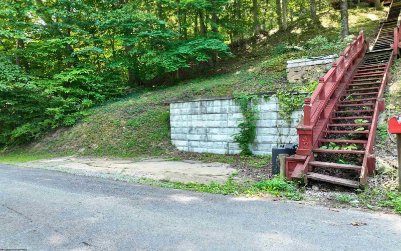 1794 Lake Floyd Circle, Bristol, West Virginia 26426-000, 2 Bedrooms Bedrooms, 5 Rooms Rooms,1 BathroomBathrooms,Single Family Detached,For Sale,Lake Floyd,10162320 1794 Lake Floyd Circle, Bristol, West Virginia 26426-000, 2 Bedrooms Bedrooms, 5 Rooms Rooms,1 BathroomBathrooms,Single Family Detached,For Sale,Lake Floyd,10162320