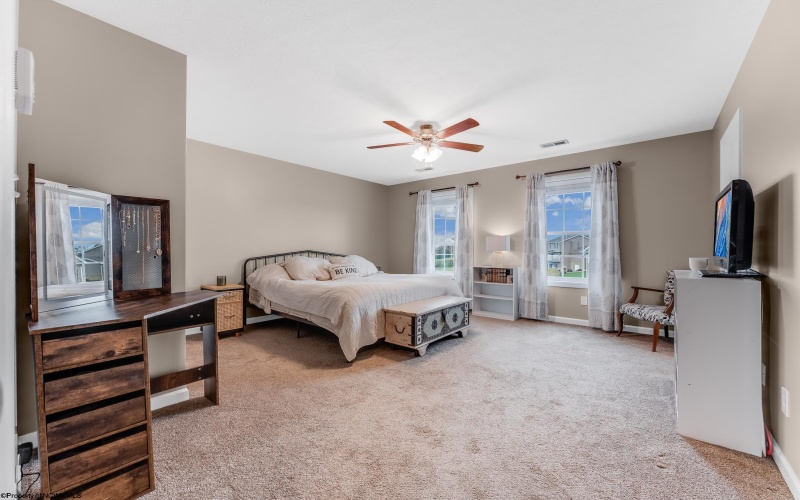 80 Charolais Circle, Fairmont, West Virginia 26554, 4 Bedrooms Bedrooms, 8 Rooms Rooms,3 BathroomsBathrooms,Single Family Detached,For Sale,Charolais,10162322 80 Charolais Circle, Fairmont, West Virginia 26554, 4 Bedrooms Bedrooms, 8 Rooms Rooms,3 BathroomsBathrooms,Single Family Detached,For Sale,Charolais,10162322