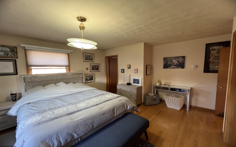 107 Valley Drive, Bridgeport, West Virginia 26330, 3 Bedrooms Bedrooms, 9 Rooms Rooms,3 BathroomsBathrooms,Single Family Detached,For Sale,Valley,10162323 107 Valley Drive, Bridgeport, West Virginia 26330, 3 Bedrooms Bedrooms, 9 Rooms Rooms,3 BathroomsBathrooms,Single Family Detached,For Sale,Valley,10162323