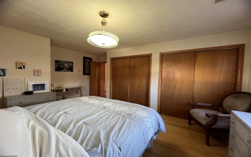 107 Valley Drive, Bridgeport, West Virginia 26330, 3 Bedrooms Bedrooms, 9 Rooms Rooms,3 BathroomsBathrooms,Single Family Detached,For Sale,Valley,10162323 107 Valley Drive, Bridgeport, West Virginia 26330, 3 Bedrooms Bedrooms, 9 Rooms Rooms,3 BathroomsBathrooms,Single Family Detached,For Sale,Valley,10162323