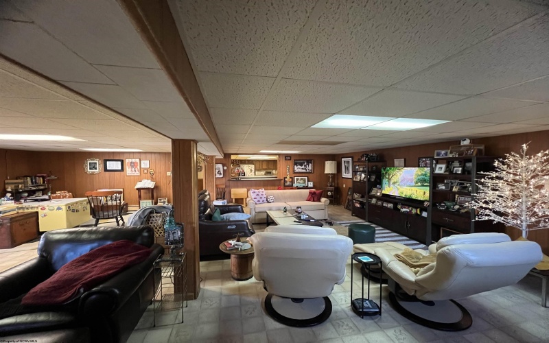 107 Valley Drive, Bridgeport, West Virginia 26330, 3 Bedrooms Bedrooms, 9 Rooms Rooms,3 BathroomsBathrooms,Single Family Detached,For Sale,Valley,10162323 107 Valley Drive, Bridgeport, West Virginia 26330, 3 Bedrooms Bedrooms, 9 Rooms Rooms,3 BathroomsBathrooms,Single Family Detached,For Sale,Valley,10162323