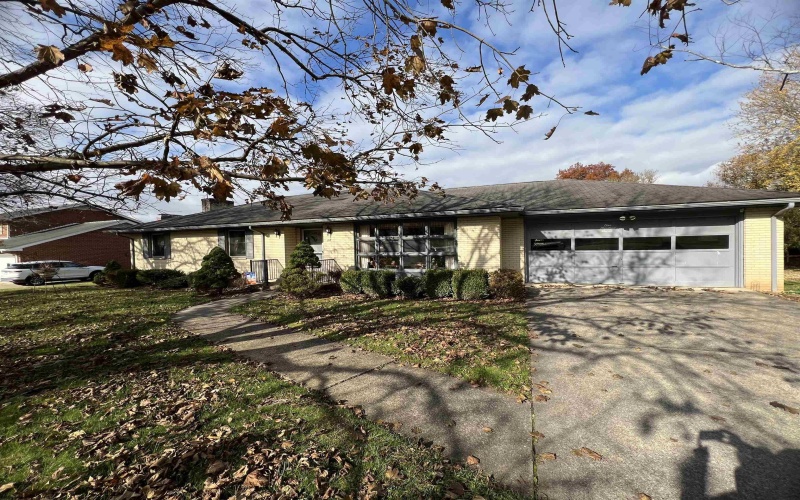 107 Valley Drive, Bridgeport, West Virginia 26330, 3 Bedrooms Bedrooms, 9 Rooms Rooms,3 BathroomsBathrooms,Single Family Detached,For Sale,Valley,10162323 107 Valley Drive, Bridgeport, West Virginia 26330, 3 Bedrooms Bedrooms, 9 Rooms Rooms,3 BathroomsBathrooms,Single Family Detached,For Sale,Valley,10162323