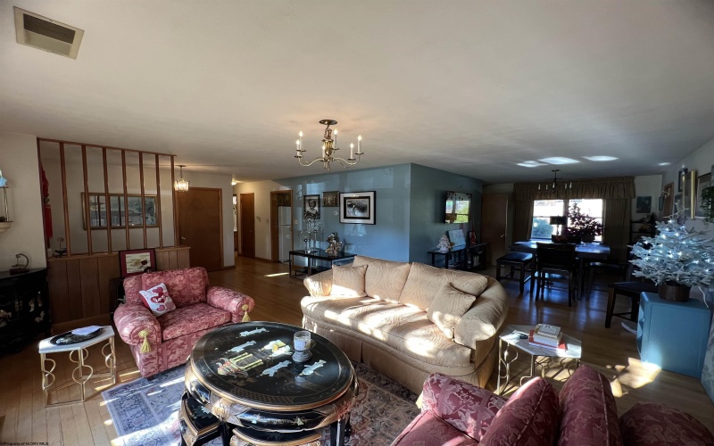 107 Valley Drive, Bridgeport, West Virginia 26330, 3 Bedrooms Bedrooms, 9 Rooms Rooms,3 BathroomsBathrooms,Single Family Detached,For Sale,Valley,10162323 107 Valley Drive, Bridgeport, West Virginia 26330, 3 Bedrooms Bedrooms, 9 Rooms Rooms,3 BathroomsBathrooms,Single Family Detached,For Sale,Valley,10162323