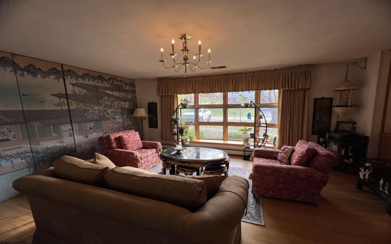 107 Valley Drive, Bridgeport, West Virginia 26330, 3 Bedrooms Bedrooms, 9 Rooms Rooms,3 BathroomsBathrooms,Single Family Detached,For Sale,Valley,10162323 107 Valley Drive, Bridgeport, West Virginia 26330, 3 Bedrooms Bedrooms, 9 Rooms Rooms,3 BathroomsBathrooms,Single Family Detached,For Sale,Valley,10162323