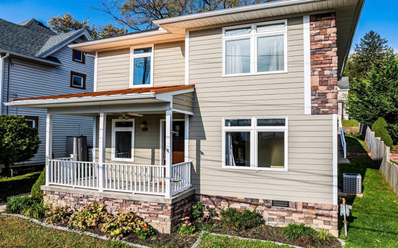 521 Grove Street, Morgantown, West Virginia 26505, 3 Bedrooms Bedrooms, 9 Rooms Rooms,2 BathroomsBathrooms,Single Family Detached,For Sale,Grove,10162304 521 Grove Street, Morgantown, West Virginia 26505, 3 Bedrooms Bedrooms, 9 Rooms Rooms,2 BathroomsBathrooms,Single Family Detached,For Sale,Grove,10162304