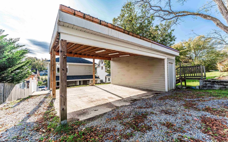 521 Grove Street, Morgantown, West Virginia 26505, 3 Bedrooms Bedrooms, 9 Rooms Rooms,2 BathroomsBathrooms,Single Family Detached,For Sale,Grove,10162304 521 Grove Street, Morgantown, West Virginia 26505, 3 Bedrooms Bedrooms, 9 Rooms Rooms,2 BathroomsBathrooms,Single Family Detached,For Sale,Grove,10162304