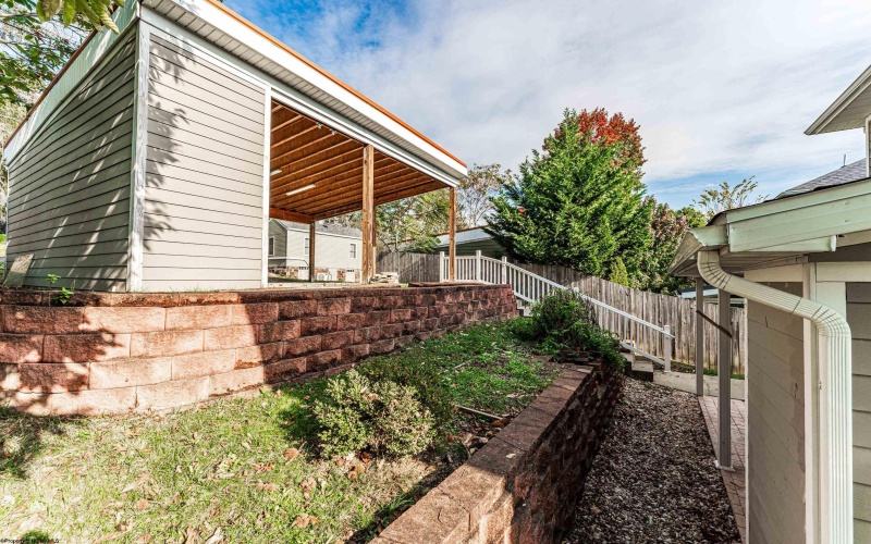 521 Grove Street, Morgantown, West Virginia 26505, 3 Bedrooms Bedrooms, 9 Rooms Rooms,2 BathroomsBathrooms,Single Family Detached,For Sale,Grove,10162304 521 Grove Street, Morgantown, West Virginia 26505, 3 Bedrooms Bedrooms, 9 Rooms Rooms,2 BathroomsBathrooms,Single Family Detached,For Sale,Grove,10162304