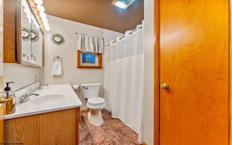 4950 Buckhannon Pike, Mount Clare, West Virginia 26408, 3 Bedrooms Bedrooms, 5 Rooms Rooms,2 BathroomsBathrooms,Single Family Detached,For Sale,Buckhannon,10162325 4950 Buckhannon Pike, Mount Clare, West Virginia 26408, 3 Bedrooms Bedrooms, 5 Rooms Rooms,2 BathroomsBathrooms,Single Family Detached,For Sale,Buckhannon,10162325