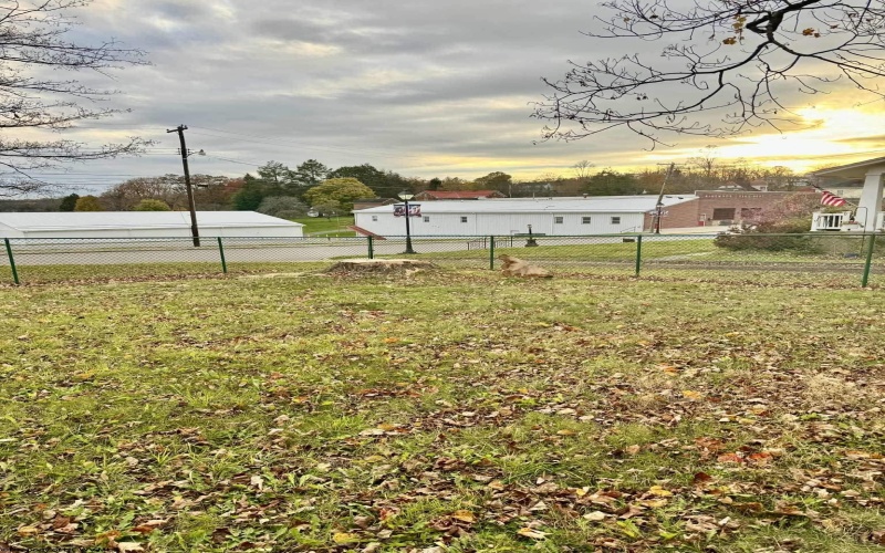 104 Brown Avenue, Kingwood, West Virginia 26537, 4 Bedrooms Bedrooms, 7 Rooms Rooms,1 BathroomBathrooms,Single Family Detached,For Sale,Brown,10162331