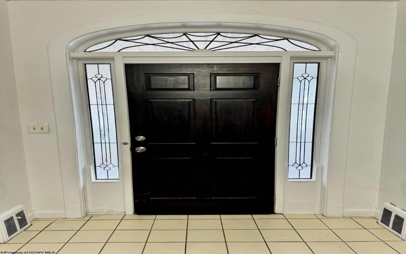 104 Brown Avenue, Kingwood, West Virginia 26537, 4 Bedrooms Bedrooms, 7 Rooms Rooms,1 BathroomBathrooms,Single Family Detached,For Sale,Brown,10162331