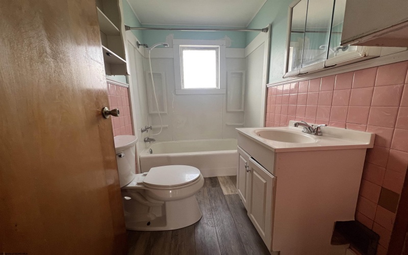 208 Marshall Avenue, Morgantown, West Virginia 26501, 2 Bedrooms Bedrooms, 5 Rooms Rooms,1 BathroomBathrooms,Single Family Detached,For Sale,Marshall,10158559 208 Marshall Avenue, Morgantown, West Virginia 26501, 2 Bedrooms Bedrooms, 5 Rooms Rooms,1 BathroomBathrooms,Single Family Detached,For Sale,Marshall,10158559