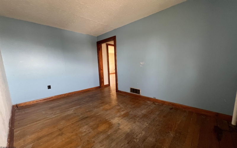 208 Marshall Avenue, Morgantown, West Virginia 26501, 2 Bedrooms Bedrooms, 5 Rooms Rooms,1 BathroomBathrooms,Single Family Detached,For Sale,Marshall,10158559 208 Marshall Avenue, Morgantown, West Virginia 26501, 2 Bedrooms Bedrooms, 5 Rooms Rooms,1 BathroomBathrooms,Single Family Detached,For Sale,Marshall,10158559