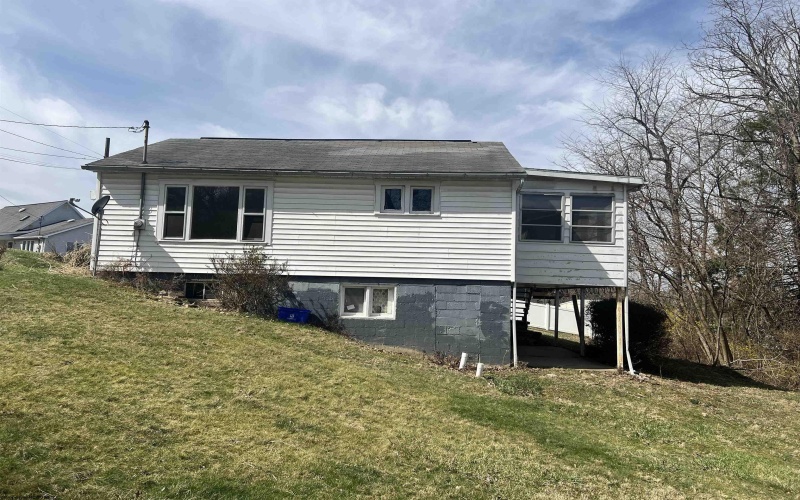 208 Marshall Avenue, Morgantown, West Virginia 26501, 2 Bedrooms Bedrooms, 5 Rooms Rooms,1 BathroomBathrooms,Single Family Detached,For Sale,Marshall,10158559 208 Marshall Avenue, Morgantown, West Virginia 26501, 2 Bedrooms Bedrooms, 5 Rooms Rooms,1 BathroomBathrooms,Single Family Detached,For Sale,Marshall,10158559