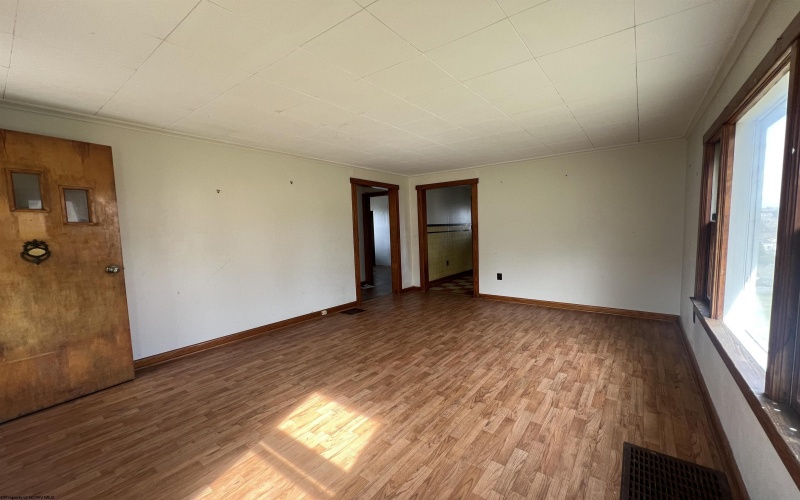 208 Marshall Avenue, Morgantown, West Virginia 26501, 2 Bedrooms Bedrooms, 5 Rooms Rooms,1 BathroomBathrooms,Single Family Detached,For Sale,Marshall,10158559 208 Marshall Avenue, Morgantown, West Virginia 26501, 2 Bedrooms Bedrooms, 5 Rooms Rooms,1 BathroomBathrooms,Single Family Detached,For Sale,Marshall,10158559