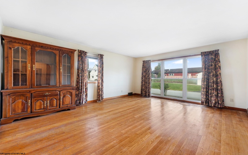 139 Mulberry Alley, Jefferson, Pennsylvania 15344, 3 Bedrooms Bedrooms, 5 Rooms Rooms,1 BathroomBathrooms,Single Family Detached,For Sale,Mulberry,10162349 139 Mulberry Alley, Jefferson, Pennsylvania 15344, 3 Bedrooms Bedrooms, 5 Rooms Rooms,1 BathroomBathrooms,Single Family Detached,For Sale,Mulberry,10162349