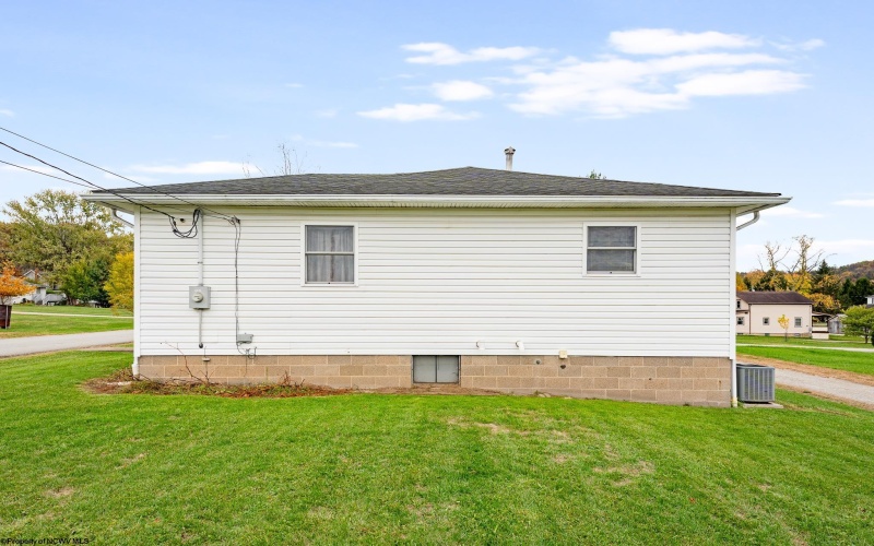 139 Mulberry Alley, Jefferson, Pennsylvania 15344, 3 Bedrooms Bedrooms, 5 Rooms Rooms,1 BathroomBathrooms,Single Family Detached,For Sale,Mulberry,10162349 139 Mulberry Alley, Jefferson, Pennsylvania 15344, 3 Bedrooms Bedrooms, 5 Rooms Rooms,1 BathroomBathrooms,Single Family Detached,For Sale,Mulberry,10162349