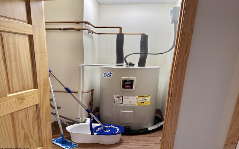 603 Woodside Drive, Thomas, West Virginia 26292, 2 Bedrooms Bedrooms, 5 Rooms Rooms,1 BathroomBathrooms,Single Family Attached,For Sale,Woodside,10162340 603 Woodside Drive, Thomas, West Virginia 26292, 2 Bedrooms Bedrooms, 5 Rooms Rooms,1 BathroomBathrooms,Single Family Attached,For Sale,Woodside,10162340