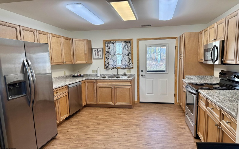 603 Woodside Drive, Thomas, West Virginia 26292, 2 Bedrooms Bedrooms, 5 Rooms Rooms,1 BathroomBathrooms,Single Family Attached,For Sale,Woodside,10162340 603 Woodside Drive, Thomas, West Virginia 26292, 2 Bedrooms Bedrooms, 5 Rooms Rooms,1 BathroomBathrooms,Single Family Attached,For Sale,Woodside,10162340