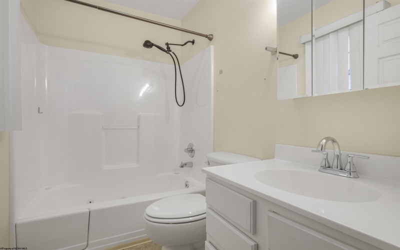 289 Donna Avenue, Morgantown, West Virginia 26505, 3 Bedrooms Bedrooms, 7 Rooms Rooms,2 BathroomsBathrooms,Single Family Attached,For Sale,Donna,10162345 289 Donna Avenue, Morgantown, West Virginia 26505, 3 Bedrooms Bedrooms, 7 Rooms Rooms,2 BathroomsBathrooms,Single Family Attached,For Sale,Donna,10162345