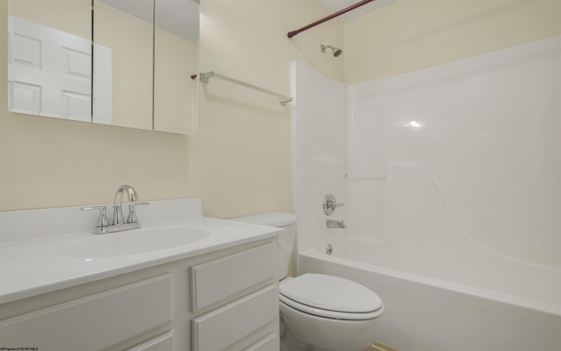 289 Donna Avenue, Morgantown, West Virginia 26505, 3 Bedrooms Bedrooms, 7 Rooms Rooms,2 BathroomsBathrooms,Single Family Attached,For Sale,Donna,10162345 289 Donna Avenue, Morgantown, West Virginia 26505, 3 Bedrooms Bedrooms, 7 Rooms Rooms,2 BathroomsBathrooms,Single Family Attached,For Sale,Donna,10162345