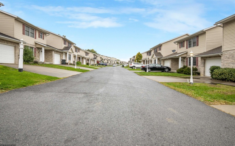 289 Donna Avenue, Morgantown, West Virginia 26505, 3 Bedrooms Bedrooms, 7 Rooms Rooms,2 BathroomsBathrooms,Single Family Attached,For Sale,Donna,10162345 289 Donna Avenue, Morgantown, West Virginia 26505, 3 Bedrooms Bedrooms, 7 Rooms Rooms,2 BathroomsBathrooms,Single Family Attached,For Sale,Donna,10162345