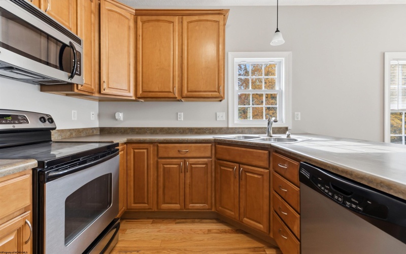 1110 Bailey Circle, Morgantown, West Virginia 26508, 4 Bedrooms Bedrooms, 7 Rooms Rooms,3 BathroomsBathrooms,Residential Rentals,For Rent,Bailey,10162336 1110 Bailey Circle, Morgantown, West Virginia 26508, 4 Bedrooms Bedrooms, 7 Rooms Rooms,3 BathroomsBathrooms,Residential Rentals,For Rent,Bailey,10162336