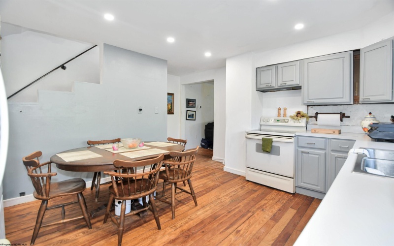 364 Moreland Street, Bobtown, Pennsylvania 15315, 2 Bedrooms Bedrooms, 8 Rooms Rooms,2 BathroomsBathrooms,Single Family Detached,For Sale,Moreland,10162346 364 Moreland Street, Bobtown, Pennsylvania 15315, 2 Bedrooms Bedrooms, 8 Rooms Rooms,2 BathroomsBathrooms,Single Family Detached,For Sale,Moreland,10162346