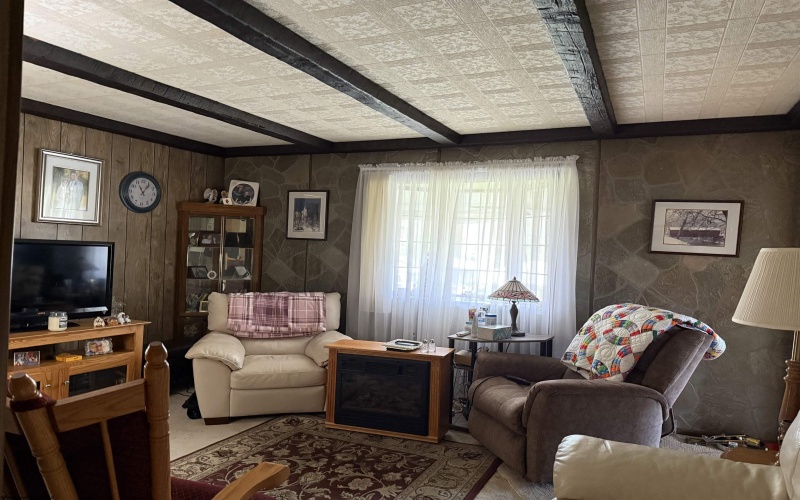 94 Caldwell Road, Clarksburg, West Virginia 26301, 3 Bedrooms Bedrooms, 5 Rooms Rooms,1 BathroomBathrooms,Single Family Detached,For Sale,Caldwell,10162343 94 Caldwell Road, Clarksburg, West Virginia 26301, 3 Bedrooms Bedrooms, 5 Rooms Rooms,1 BathroomBathrooms,Single Family Detached,For Sale,Caldwell,10162343