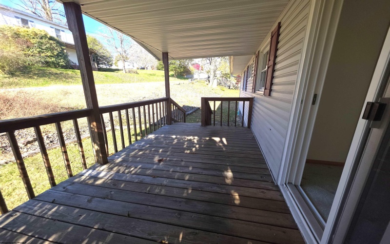 101 Dawn Street, Kingwood, West Virginia 26537, 2 Bedrooms Bedrooms, 6 Rooms Rooms,1 BathroomBathrooms,Single Family Detached,For Sale,Dawn,10162339 101 Dawn Street, Kingwood, West Virginia 26537, 2 Bedrooms Bedrooms, 6 Rooms Rooms,1 BathroomBathrooms,Single Family Detached,For Sale,Dawn,10162339