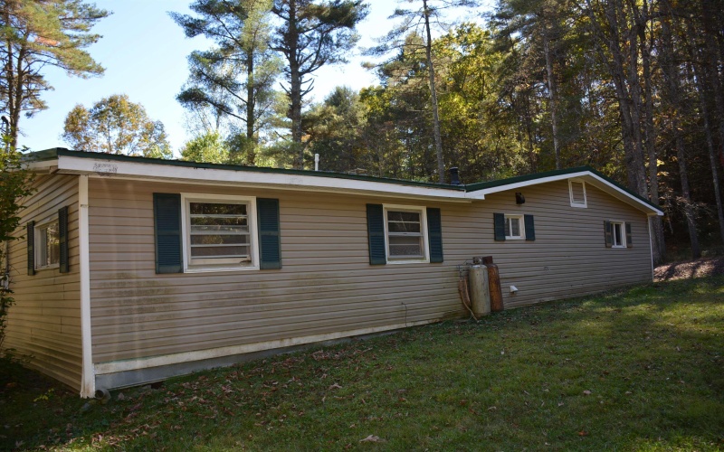 107 Kangaroo Circle, Marlinton, West Virginia 24954, 2 Bedrooms Bedrooms, 5 Rooms Rooms,1 BathroomBathrooms,Single Family Detached,For Sale,Kangaroo,10162333 107 Kangaroo Circle, Marlinton, West Virginia 24954, 2 Bedrooms Bedrooms, 5 Rooms Rooms,1 BathroomBathrooms,Single Family Detached,For Sale,Kangaroo,10162333