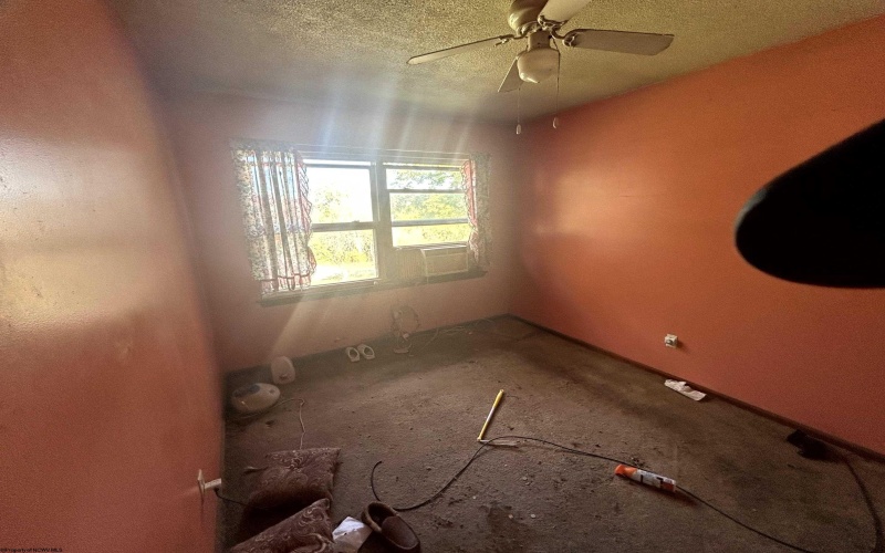 210 Bond Street, Clarksburg, West Virginia 26301, 2 Bedrooms Bedrooms, 2 Rooms Rooms,1 BathroomBathrooms,Single Family Detached,For Sale,Bond,10162334 210 Bond Street, Clarksburg, West Virginia 26301, 2 Bedrooms Bedrooms, 2 Rooms Rooms,1 BathroomBathrooms,Single Family Detached,For Sale,Bond,10162334