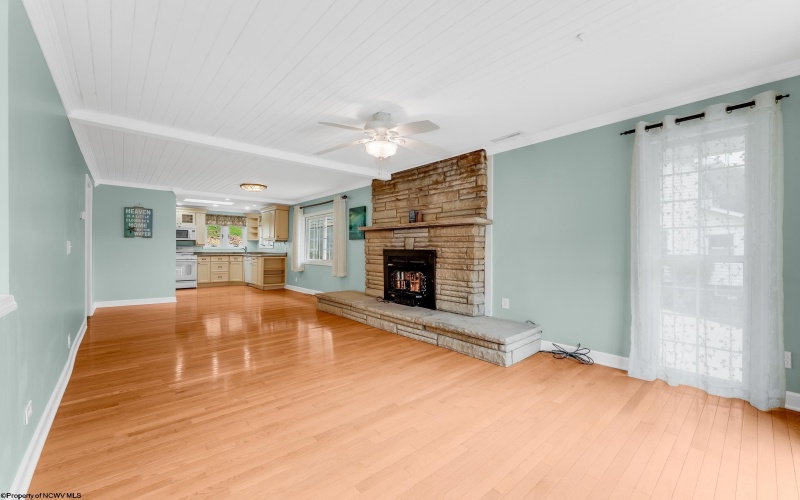 938 LAKE FLOYD Circle, Bristol, West Virginia 26426, 2 Bedrooms Bedrooms, 5 Rooms Rooms,2 BathroomsBathrooms,Single Family Detached,For Sale,LAKE FLOYD,10162337 938 LAKE FLOYD Circle, Bristol, West Virginia 26426, 2 Bedrooms Bedrooms, 5 Rooms Rooms,2 BathroomsBathrooms,Single Family Detached,For Sale,LAKE FLOYD,10162337