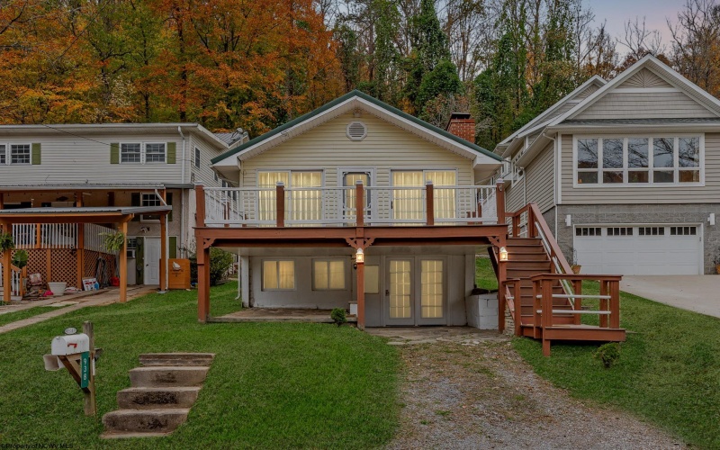 938 LAKE FLOYD Circle, Bristol, West Virginia 26426, 2 Bedrooms Bedrooms, 5 Rooms Rooms,2 BathroomsBathrooms,Single Family Detached,For Sale,LAKE FLOYD,10162337 938 LAKE FLOYD Circle, Bristol, West Virginia 26426, 2 Bedrooms Bedrooms, 5 Rooms Rooms,2 BathroomsBathrooms,Single Family Detached,For Sale,LAKE FLOYD,10162337