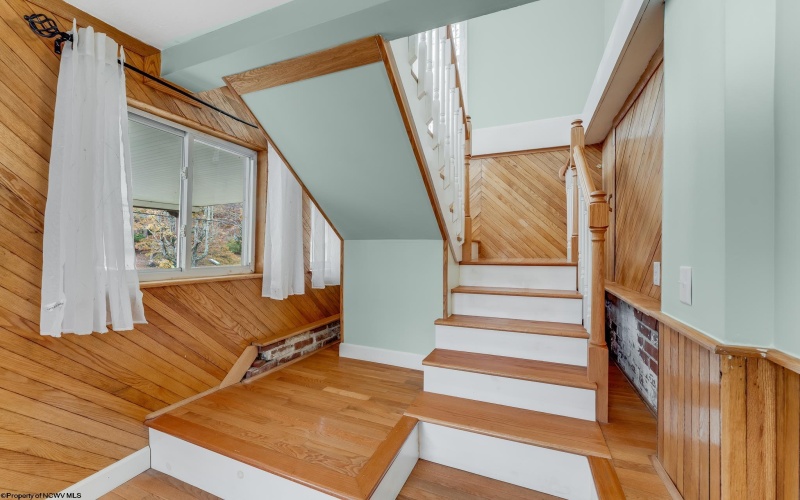 938 LAKE FLOYD Circle, Bristol, West Virginia 26426, 2 Bedrooms Bedrooms, 5 Rooms Rooms,2 BathroomsBathrooms,Single Family Detached,For Sale,LAKE FLOYD,10162337 938 LAKE FLOYD Circle, Bristol, West Virginia 26426, 2 Bedrooms Bedrooms, 5 Rooms Rooms,2 BathroomsBathrooms,Single Family Detached,For Sale,LAKE FLOYD,10162337