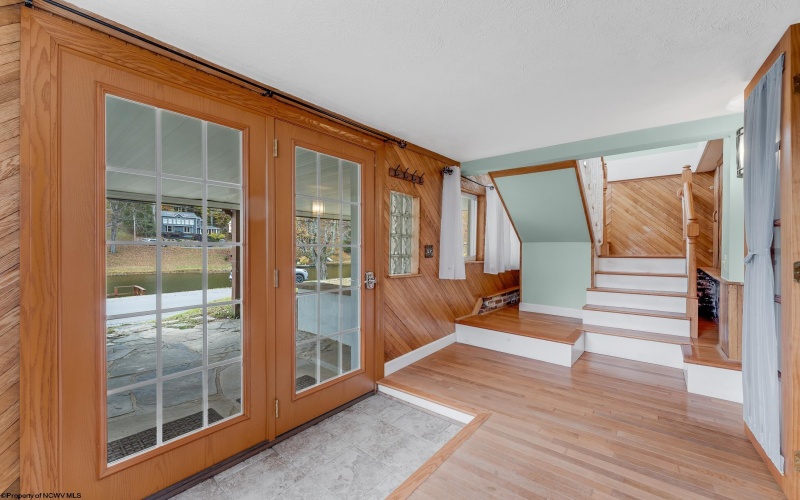 938 LAKE FLOYD Circle, Bristol, West Virginia 26426, 2 Bedrooms Bedrooms, 5 Rooms Rooms,2 BathroomsBathrooms,Single Family Detached,For Sale,LAKE FLOYD,10162337 938 LAKE FLOYD Circle, Bristol, West Virginia 26426, 2 Bedrooms Bedrooms, 5 Rooms Rooms,2 BathroomsBathrooms,Single Family Detached,For Sale,LAKE FLOYD,10162337