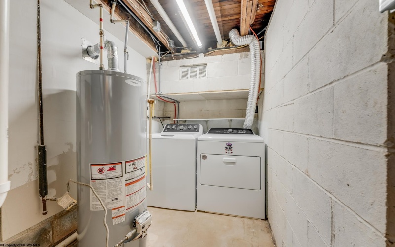 938 LAKE FLOYD Circle, Bristol, West Virginia 26426, 2 Bedrooms Bedrooms, 5 Rooms Rooms,2 BathroomsBathrooms,Single Family Detached,For Sale,LAKE FLOYD,10162337 938 LAKE FLOYD Circle, Bristol, West Virginia 26426, 2 Bedrooms Bedrooms, 5 Rooms Rooms,2 BathroomsBathrooms,Single Family Detached,For Sale,LAKE FLOYD,10162337