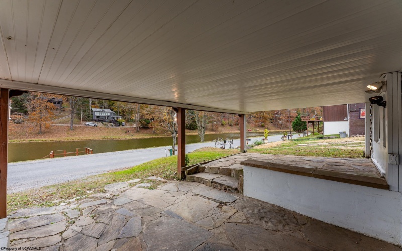 938 LAKE FLOYD Circle, Bristol, West Virginia 26426, 2 Bedrooms Bedrooms, 5 Rooms Rooms,2 BathroomsBathrooms,Single Family Detached,For Sale,LAKE FLOYD,10162337 938 LAKE FLOYD Circle, Bristol, West Virginia 26426, 2 Bedrooms Bedrooms, 5 Rooms Rooms,2 BathroomsBathrooms,Single Family Detached,For Sale,LAKE FLOYD,10162337