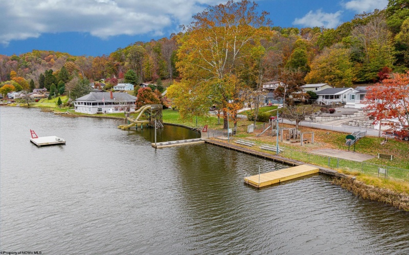 938 LAKE FLOYD Circle, Bristol, West Virginia 26426, 2 Bedrooms Bedrooms, 5 Rooms Rooms,2 BathroomsBathrooms,Single Family Detached,For Sale,LAKE FLOYD,10162337 938 LAKE FLOYD Circle, Bristol, West Virginia 26426, 2 Bedrooms Bedrooms, 5 Rooms Rooms,2 BathroomsBathrooms,Single Family Detached,For Sale,LAKE FLOYD,10162337