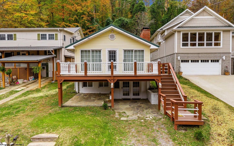 938 LAKE FLOYD Circle, Bristol, West Virginia 26426, 2 Bedrooms Bedrooms, 5 Rooms Rooms,2 BathroomsBathrooms,Single Family Detached,For Sale,LAKE FLOYD,10162337 938 LAKE FLOYD Circle, Bristol, West Virginia 26426, 2 Bedrooms Bedrooms, 5 Rooms Rooms,2 BathroomsBathrooms,Single Family Detached,For Sale,LAKE FLOYD,10162337