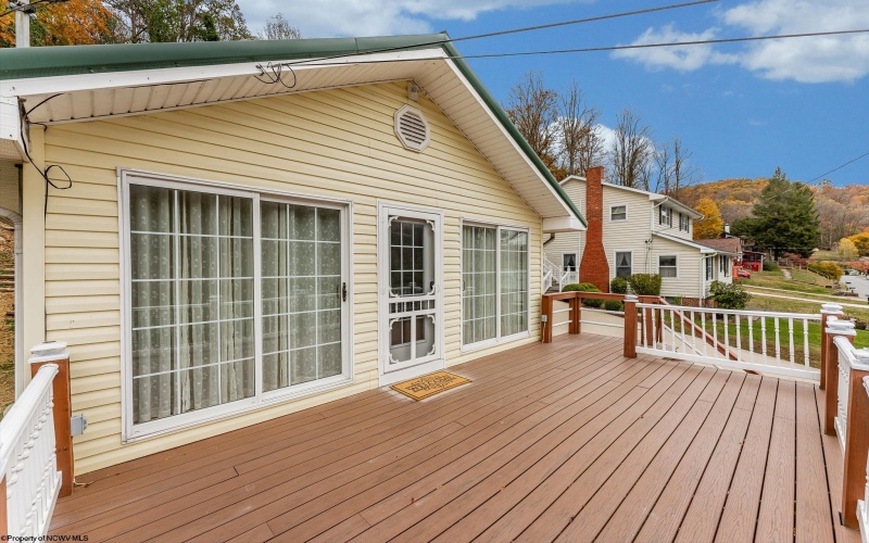 938 LAKE FLOYD Circle, Bristol, West Virginia 26426, 2 Bedrooms Bedrooms, 5 Rooms Rooms,2 BathroomsBathrooms,Single Family Detached,For Sale,LAKE FLOYD,10162337 938 LAKE FLOYD Circle, Bristol, West Virginia 26426, 2 Bedrooms Bedrooms, 5 Rooms Rooms,2 BathroomsBathrooms,Single Family Detached,For Sale,LAKE FLOYD,10162337